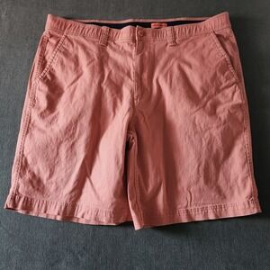 St. John's Bay Shorts Mens Size 42 Comfort Stretch Pink Salmon Shorts